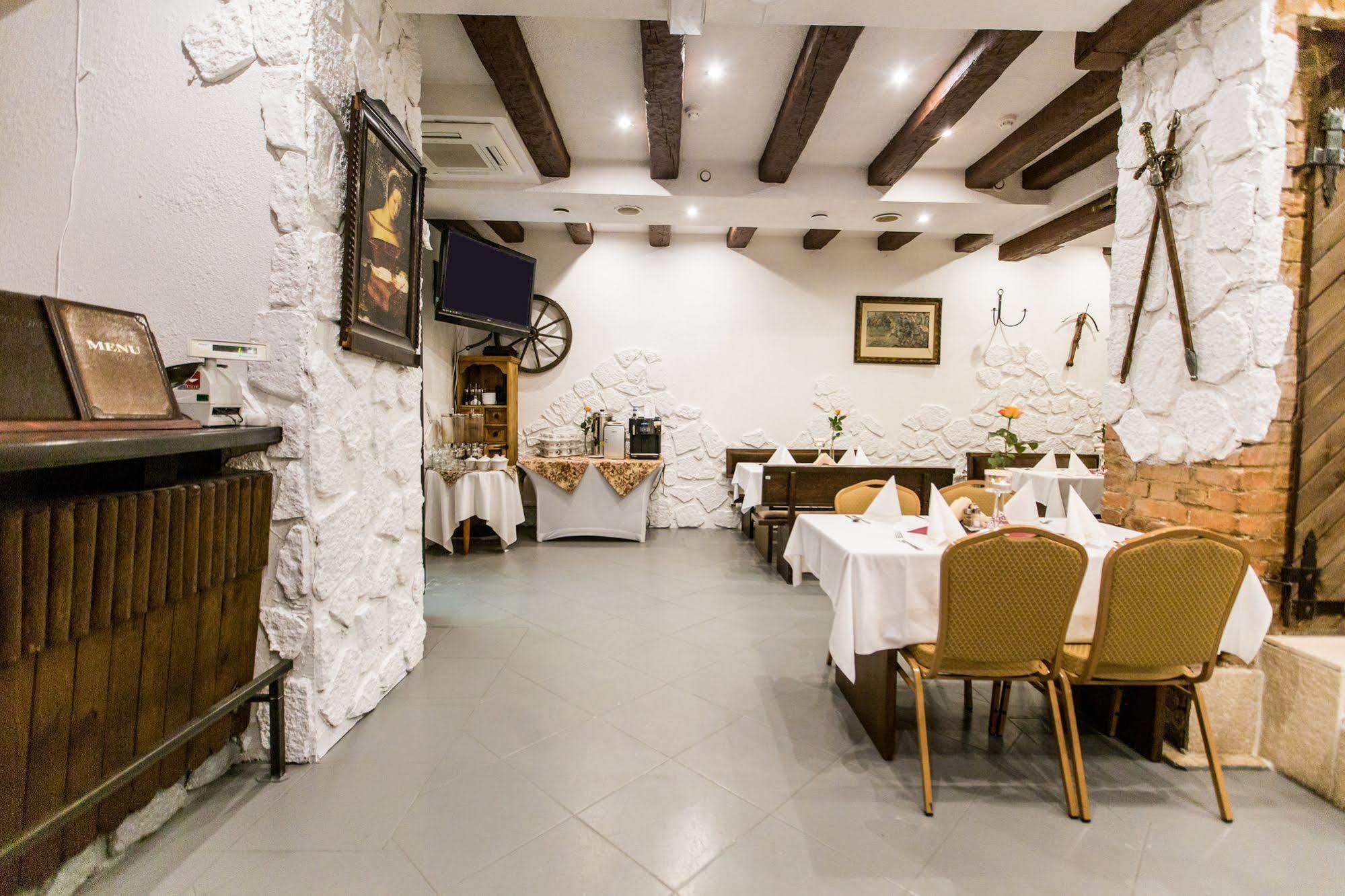 Hotel Rycerski Szczecin Eksteriør bilde